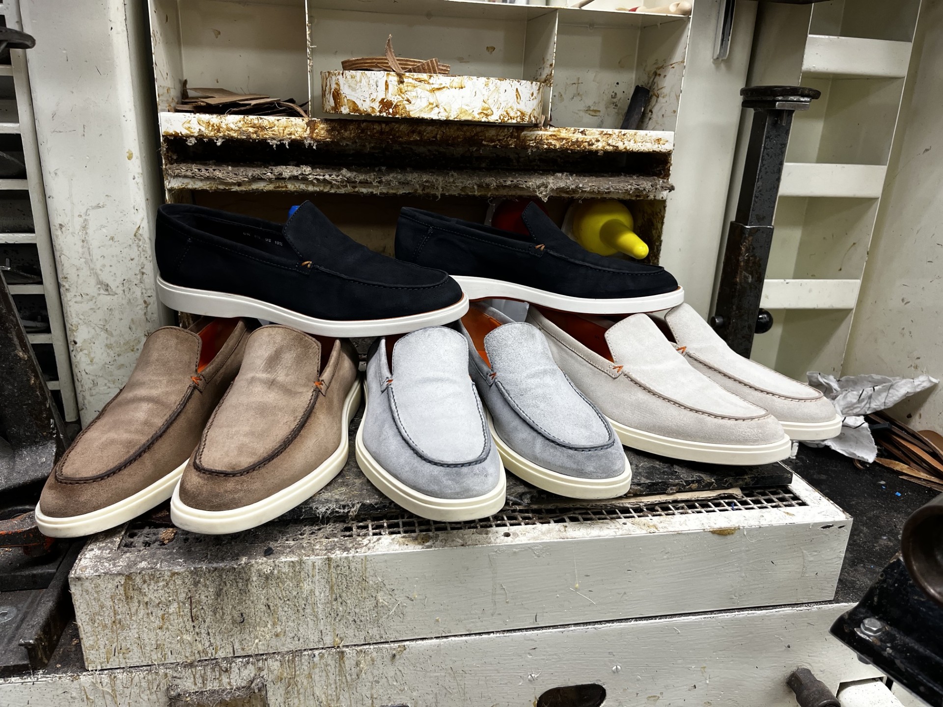 Santoni suède loafers na het reinigen